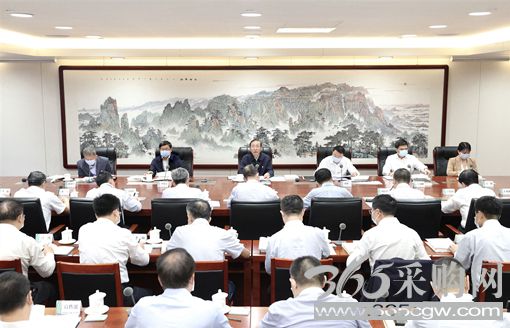 完整准确全面贯彻新发展理念</p><p>　　牢记国之大者推动高质量发展