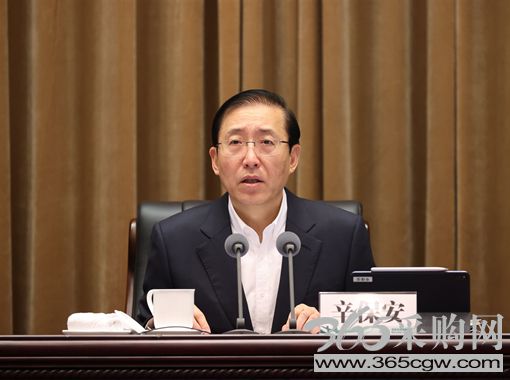 扛起电网责任全力保障供电</p><p>　　高质量高标准完成目标任务