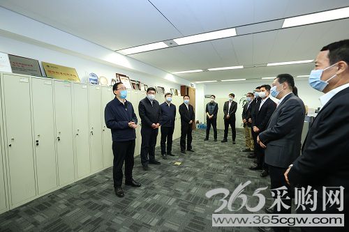旗帜领航程 一起向未来