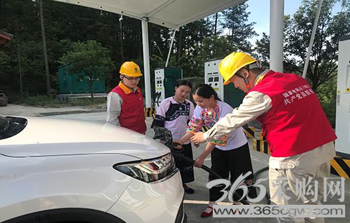 扎扎实实把中央决策部署落到实处