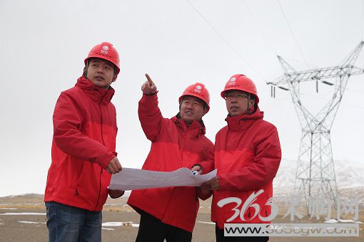 筑牢理想信念根基发扬担当和斗争精神<br>在新时代新征程上留下无悔的奋斗足迹