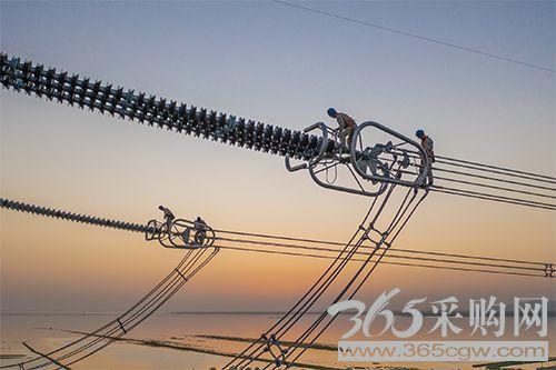 超常举措超常力度全力服务稳经济 更高站位更强担当更大作为抓落实