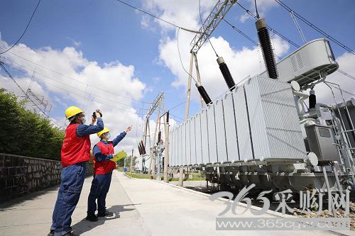 坚决扛牢电网责任落实落细保供措施</p><p>　　旗帜领航担当作为提质增效开创新局