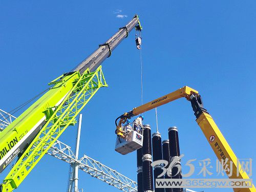 加大力度加快进度推进工程建设</p><p>　　更强担当更实措施保障电力供应