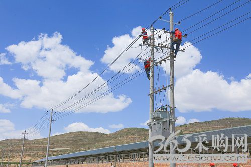 再落实电力保供强安全稳经营</p><p>　　再登高锚定目标勇担当善作为