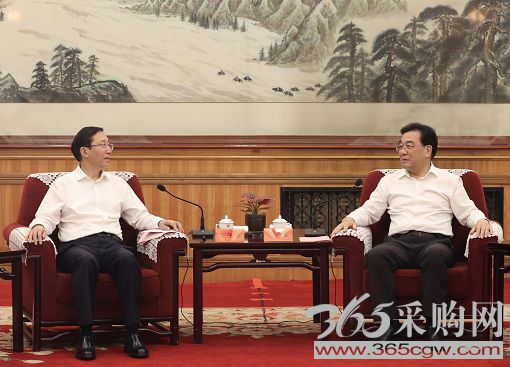 打造国家清洁能源产业高地 建设社会主义现代化新青海