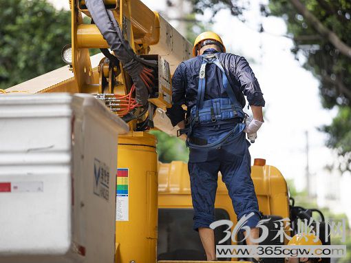 政企携手攻坚克难迎峰度夏保供电 扛牢责任继续奋战全面打赢攻坚战