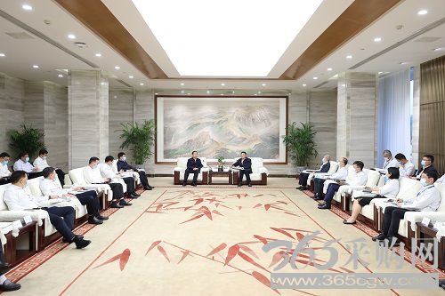 依托技术创新联盟携手攻关攻坚</p><p>　　深化合作联合研发推动能源转型