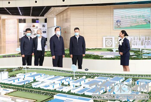 依托技术创新联盟携手攻关攻坚</p><p>　　深化合作联合研发推动能源转型