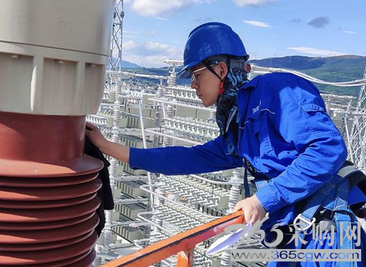 新华全媒+丨看大凉山如何建起“西电东送”巨型换流站