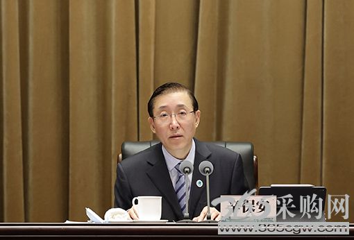 坚定不移深入推进全面从严治党