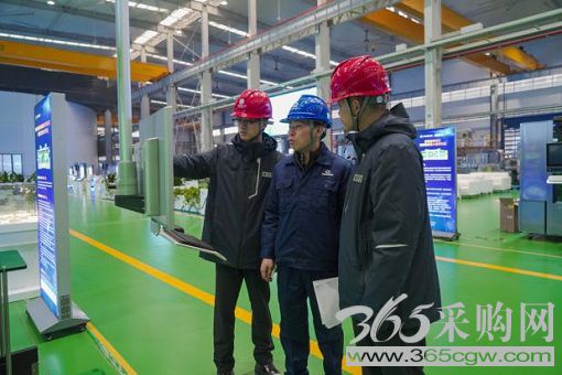 旗帜领航程 奋进新征程｜优化电力营商环境 服务企业生产经营