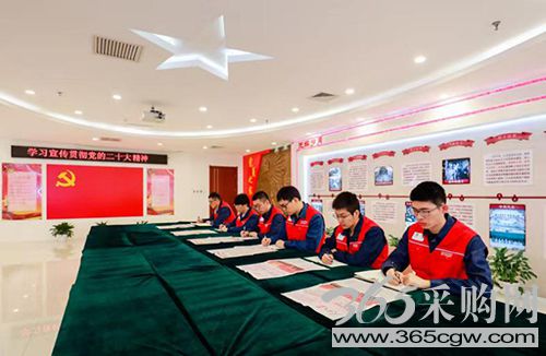 旗帜领航向 融合促发展