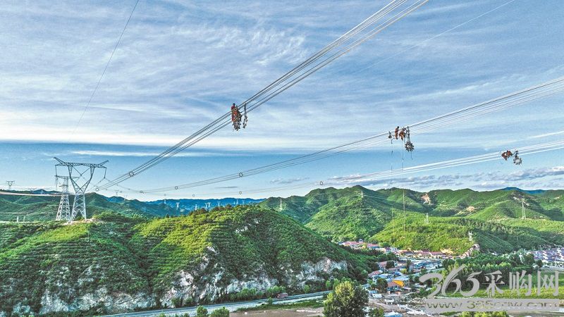 张智刚董事长在国网冀北电力开展中秋国庆节前安全检查工作